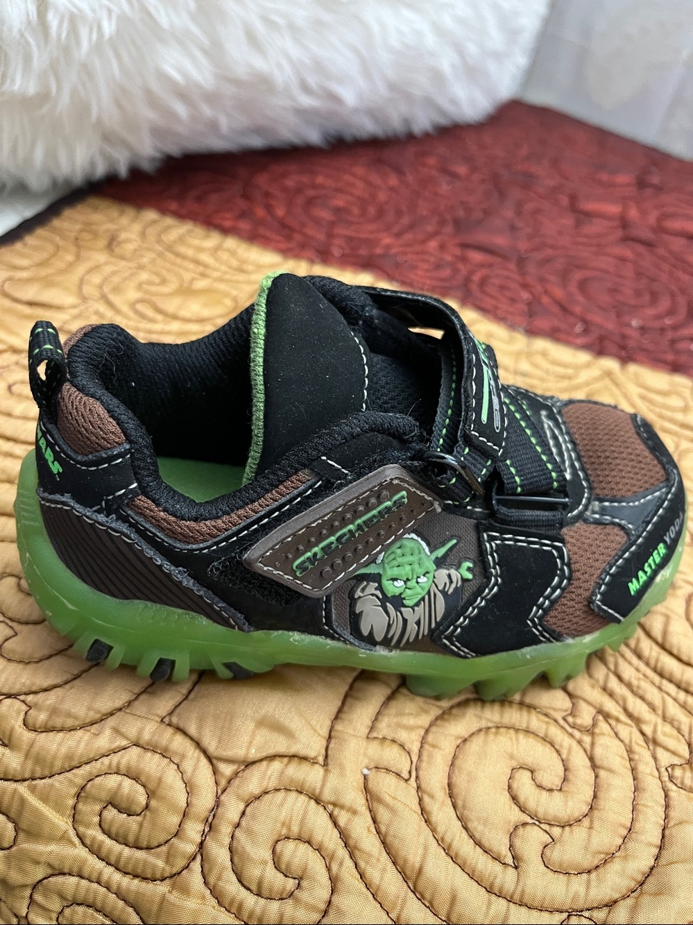 Brown sketches /Blue Slip-On Kids Water Shoes -Anna Anderson/ Black- Converse/ - Picture 8 of 10